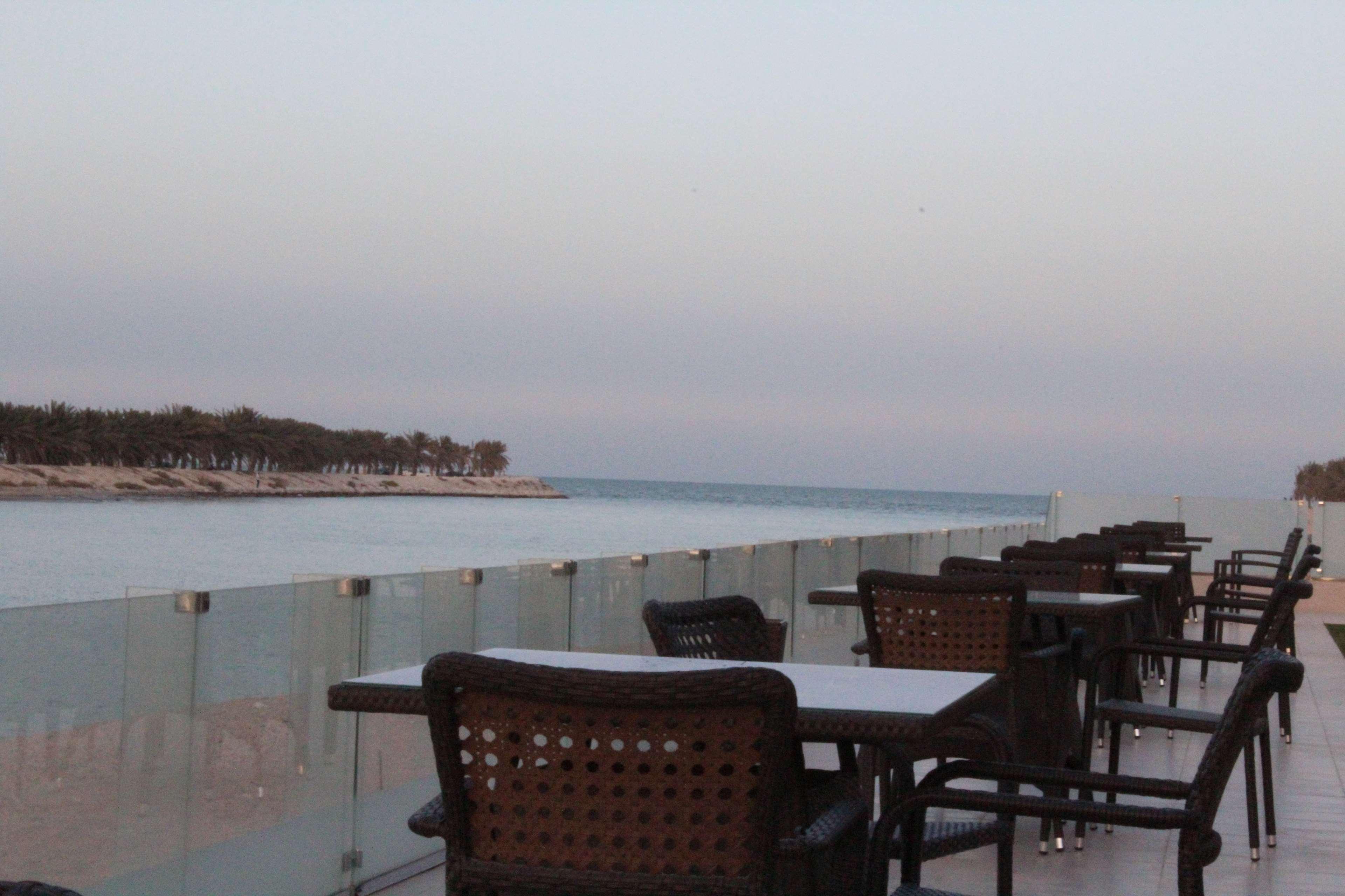 Golden Tulip Al Khobar Suites Exterior foto