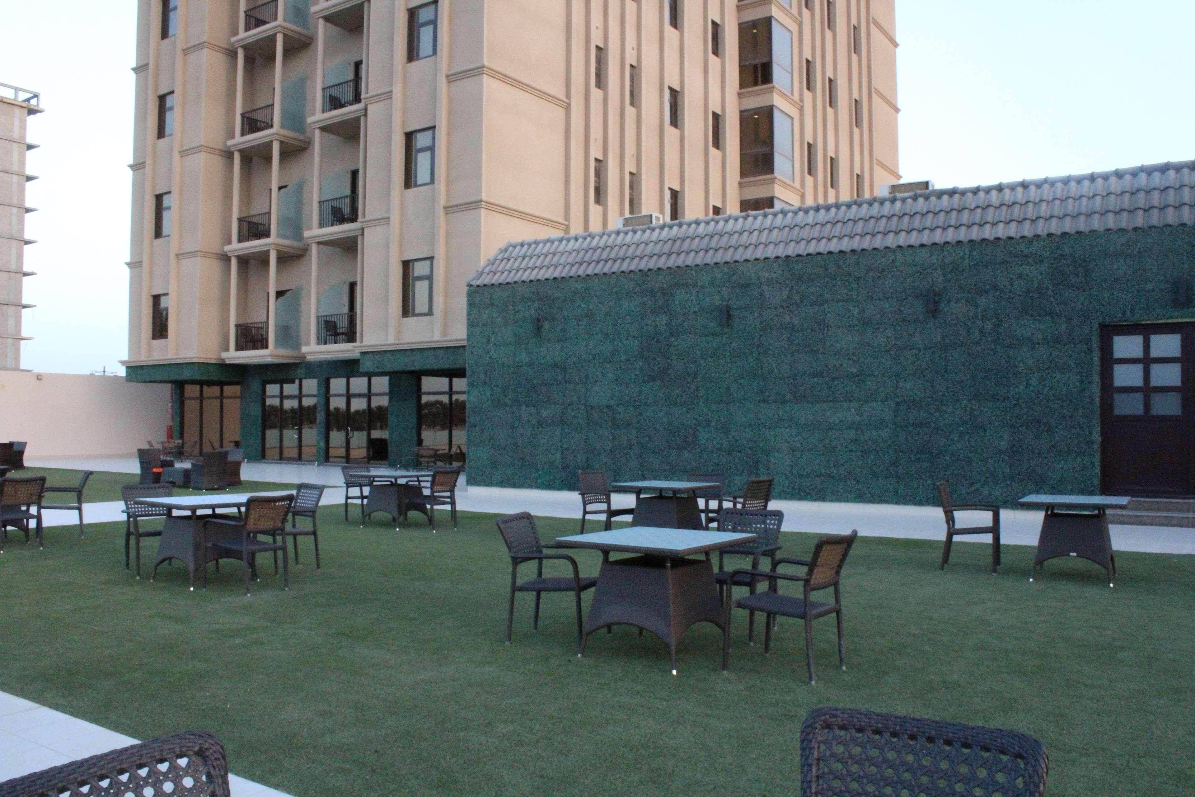 Golden Tulip Al Khobar Suites Exterior foto