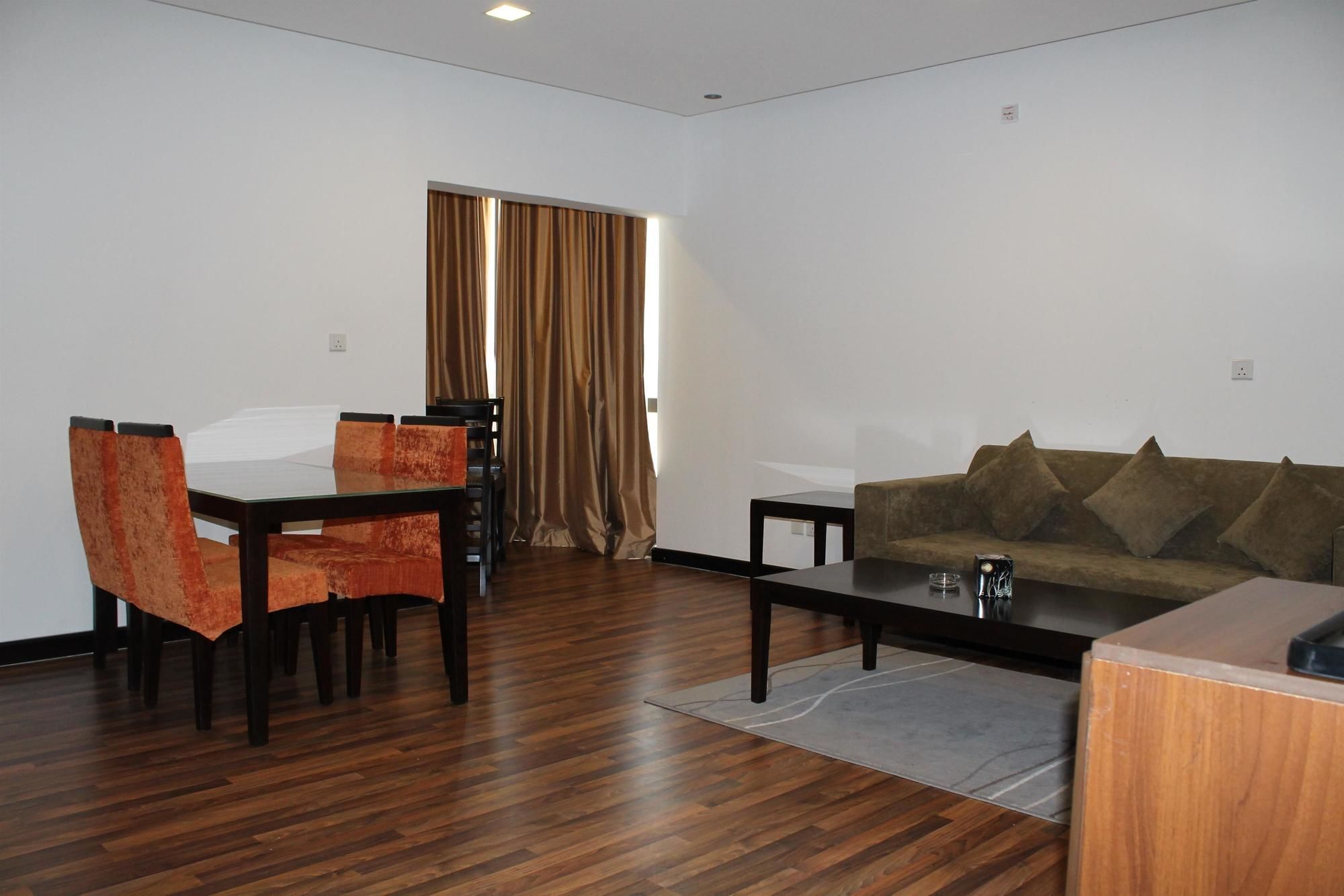 Golden Tulip Al Khobar Suites Exterior foto